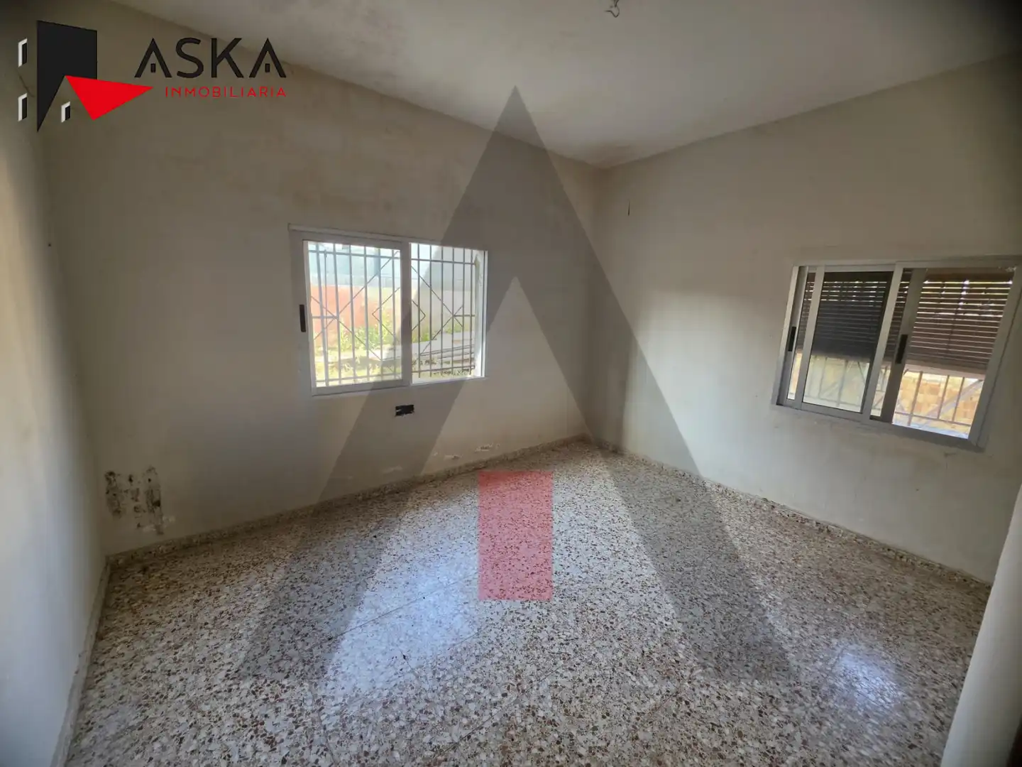 Casa o xalet en venda en Montserrat amb Jardí privat, Traster i Piscina