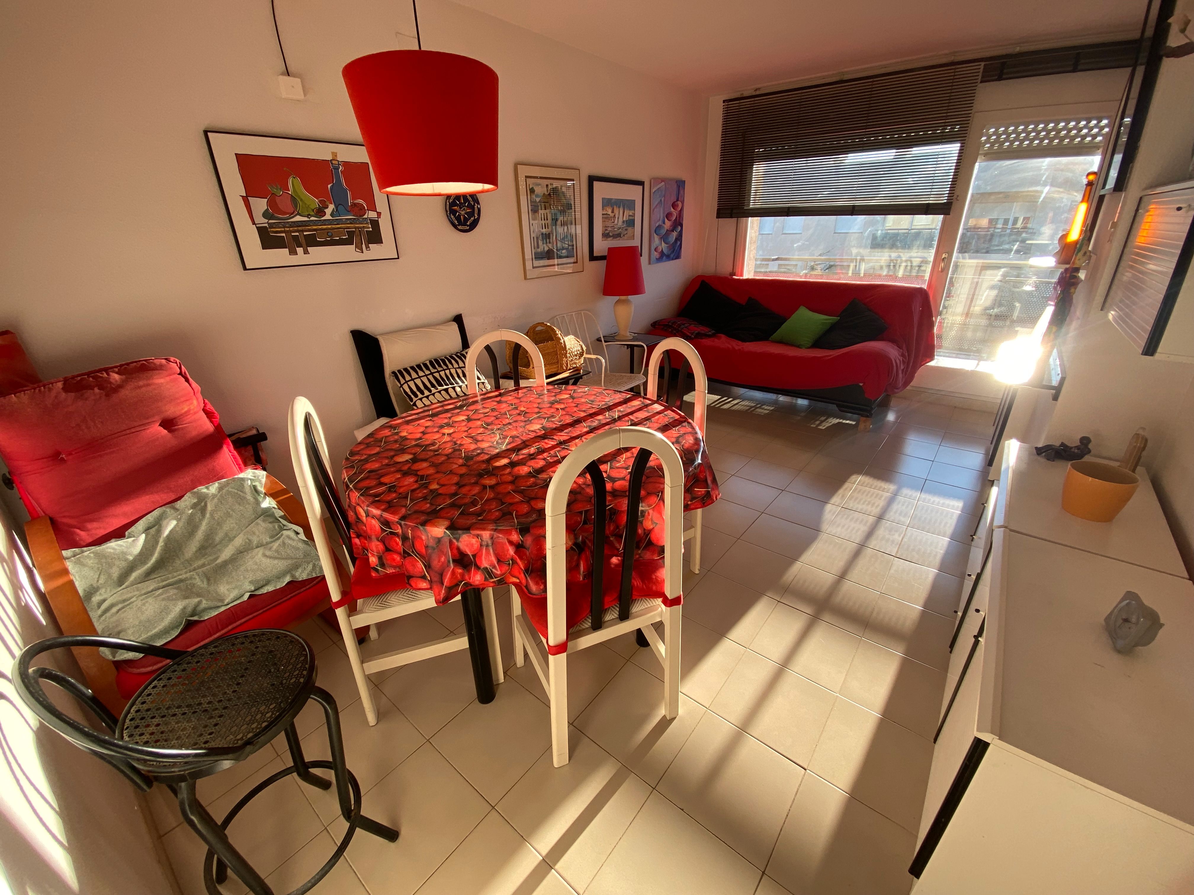 Living room of Flat for sale in Palamós  with Air Conditioner, Heating and Terrace