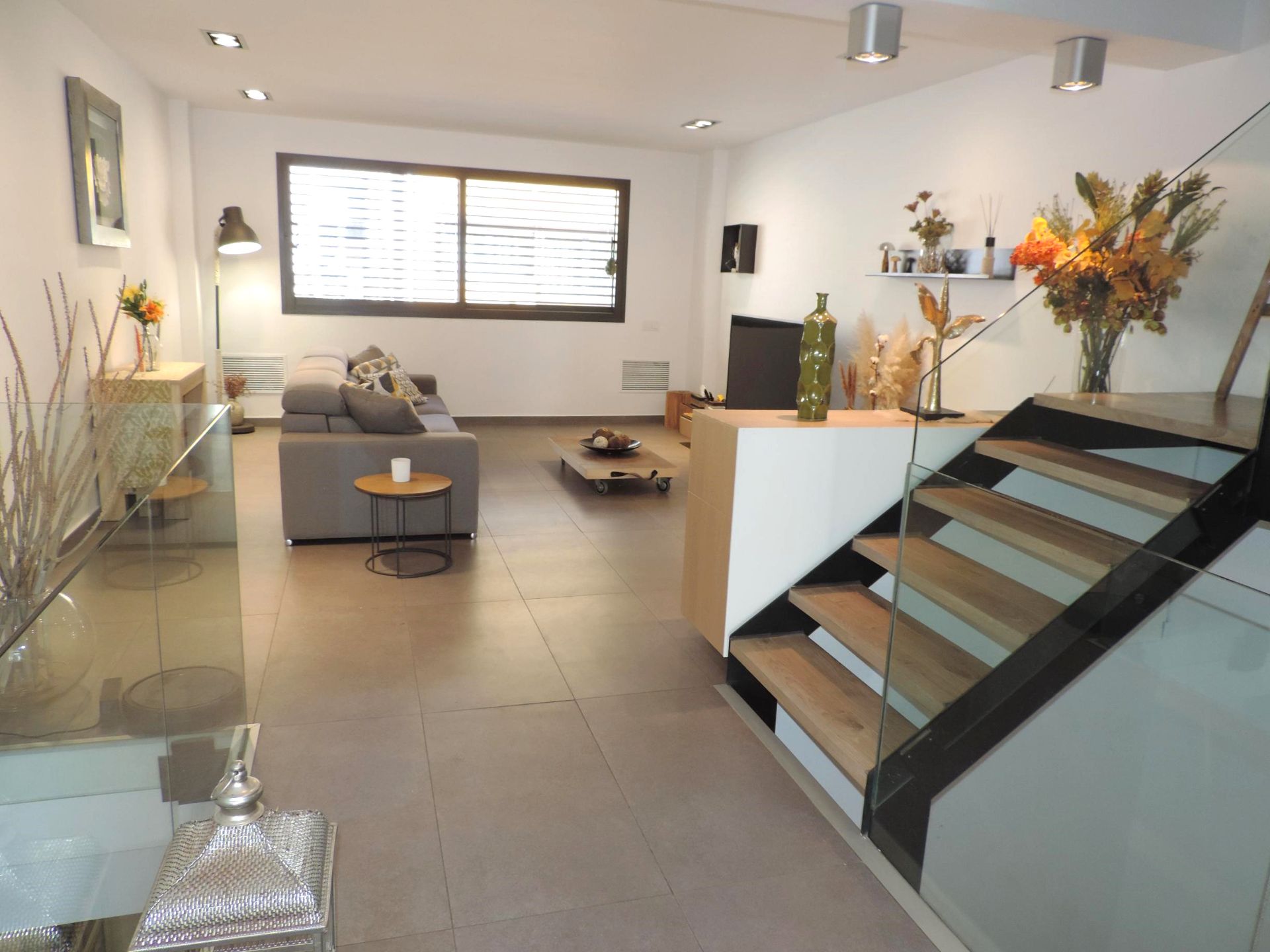 Sala d'estar de Casa o xalet en venda en Badalona amb Aire condicionat, Calefacció i Jardí privat