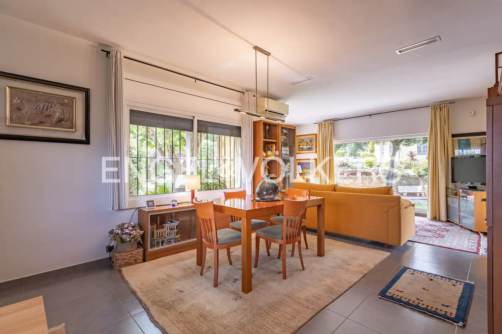 Vista exterior de Casa o chalet en venta en Sant Quirze Safaja con Calefacción, Jardín privado y Terraza