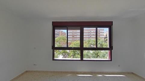 Foto 3 de Pis en venda a C/ Sant Valerià  , Camí Reial, Torrent