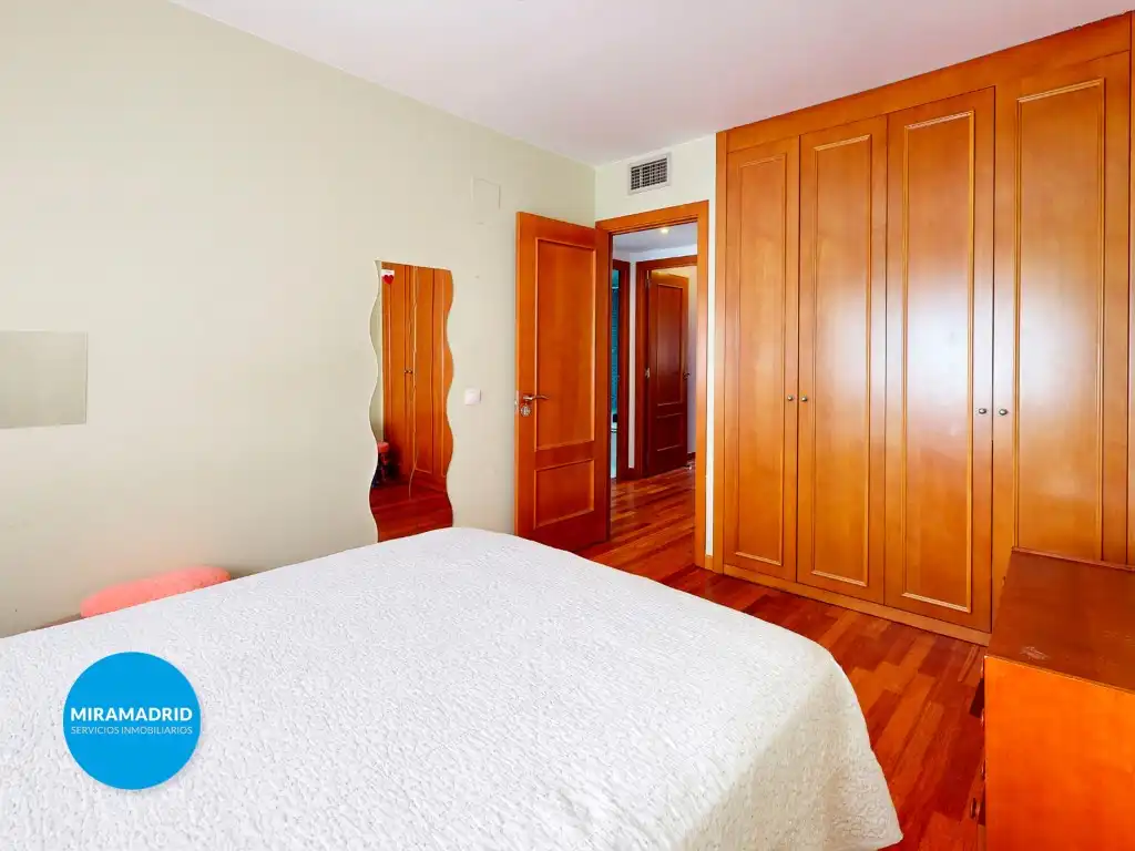 Bedroom of Detached homes for sale in Paracuellos de Jarama  with Air Conditioner and Swimming Pool