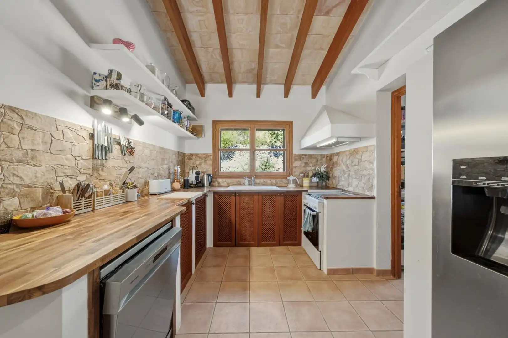 Cocina de Finca rústica en venta en Font de Sa Cala