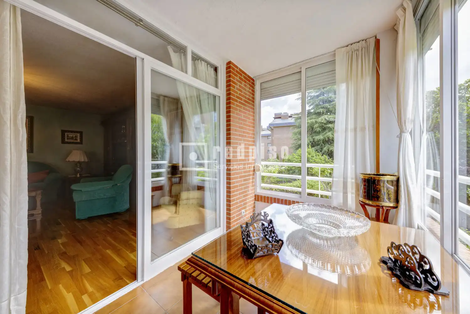 Bedroom of Flat for sale in Pozuelo de Alarcón  with Heating, Private garden and Parquet flooring