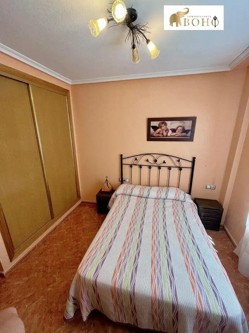 Flat with terrace to rent in Calle CATEDRATICO JOAQUIN RGUEZ 17, imagen 4