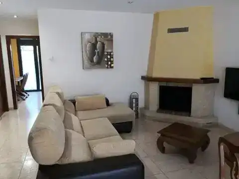 Sala d'estar de Casa adosada en venda en Campdevànol amb Balcó