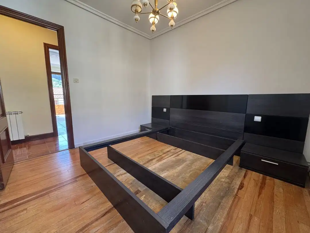 Bedroom of Flat for sale in Legazpi  with Heating and Balcony