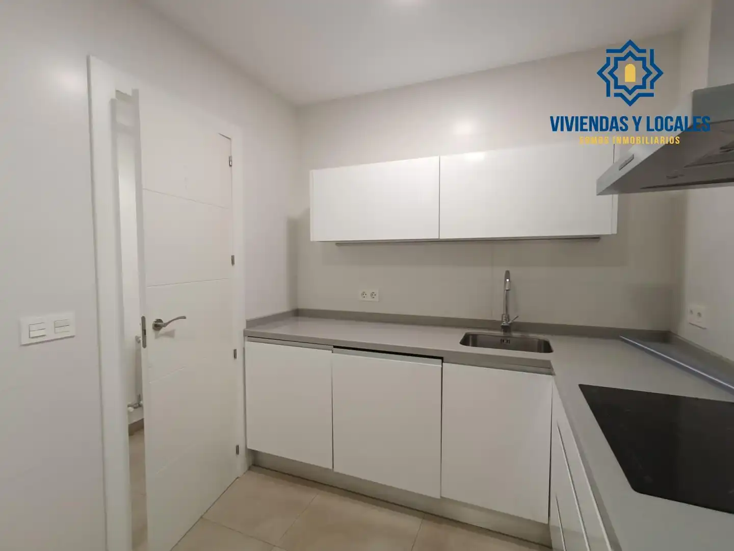 Cocina de Piso de alquiler en Granada con Aire acondicionado, Calefacción y Terraza