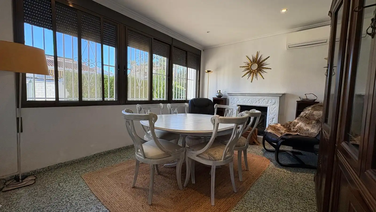Dining room of Houses for sale in L'Eliana  with Air Conditioner, Terrace and Storage room