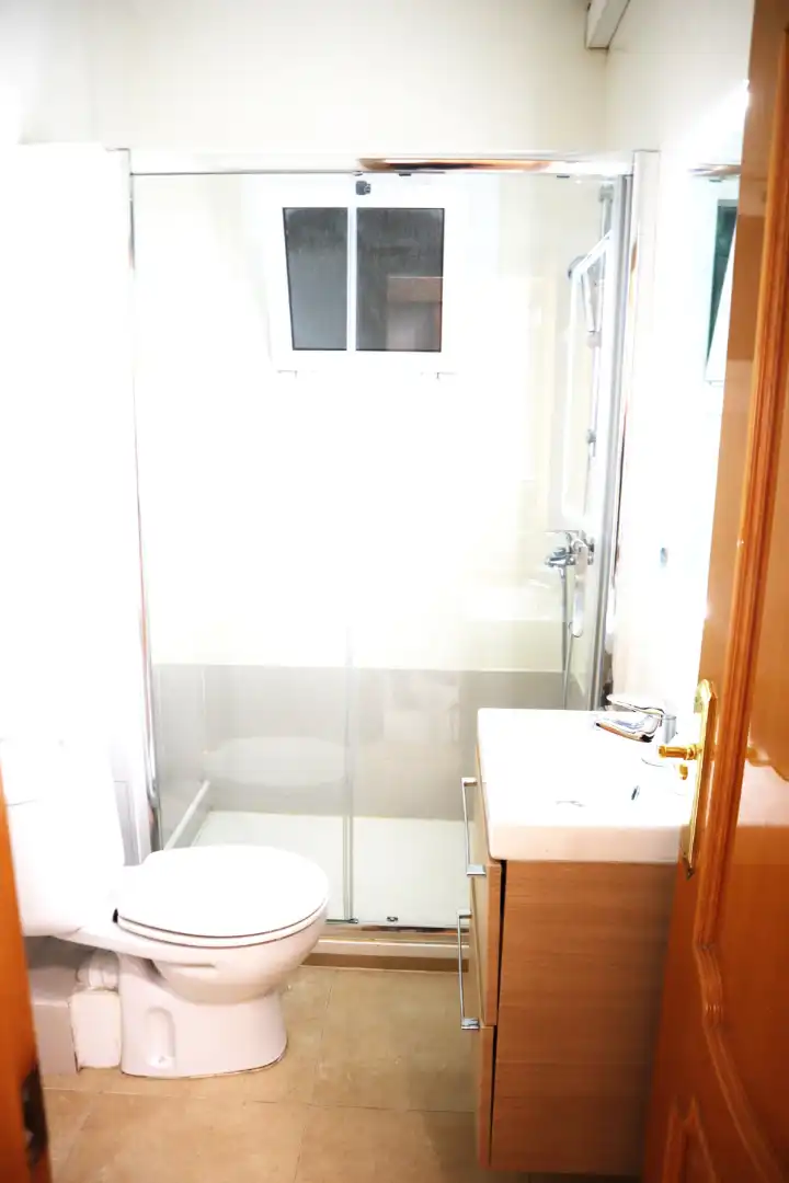 Baño de Piso en venta en Cerdanyola del Vallès con Aire acondicionado, Calefacción y Horno