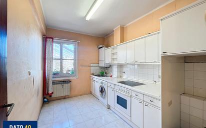 Cuina de Pis en venda en Vitoria - Gasteiz amb Calefacció i Moblat