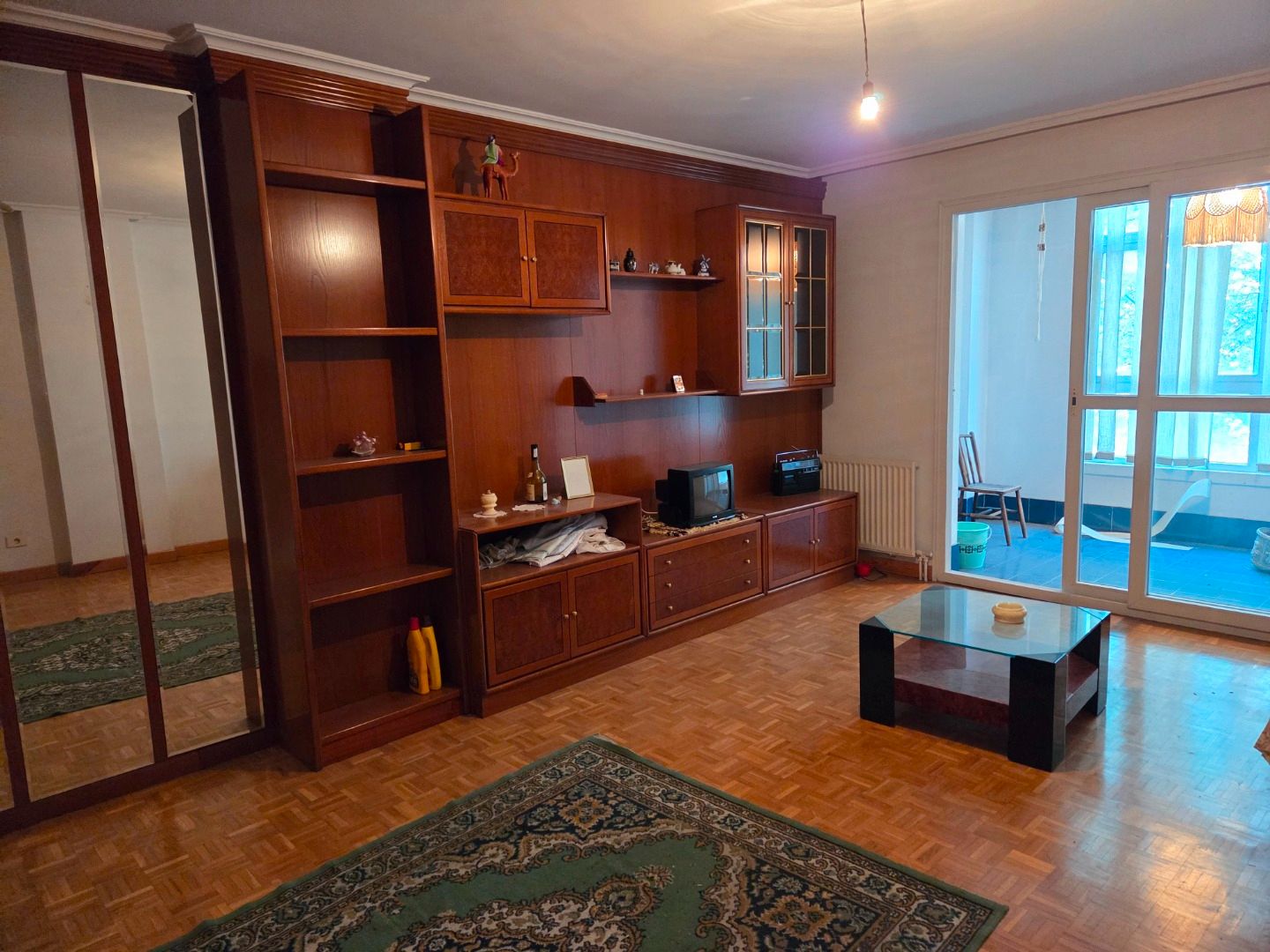 Living room of Flat for sale in Burgos Capital  with Heating, Parquet flooring and Terrace