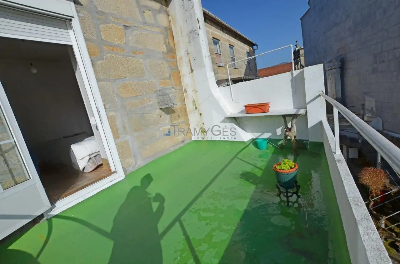 Vista exterior de Casa adosada en venta en Mondariz-Balneario con Calefacción, Jardín privado y Terraza