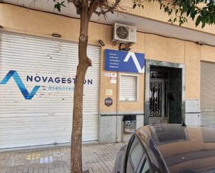 Exterior view of Premises to rent in Novelda  with Air Conditioner