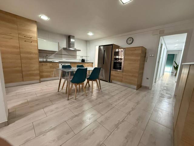 Piso en Venta en Plaza Crevillente - Antiguos Juzgados - El Asilo