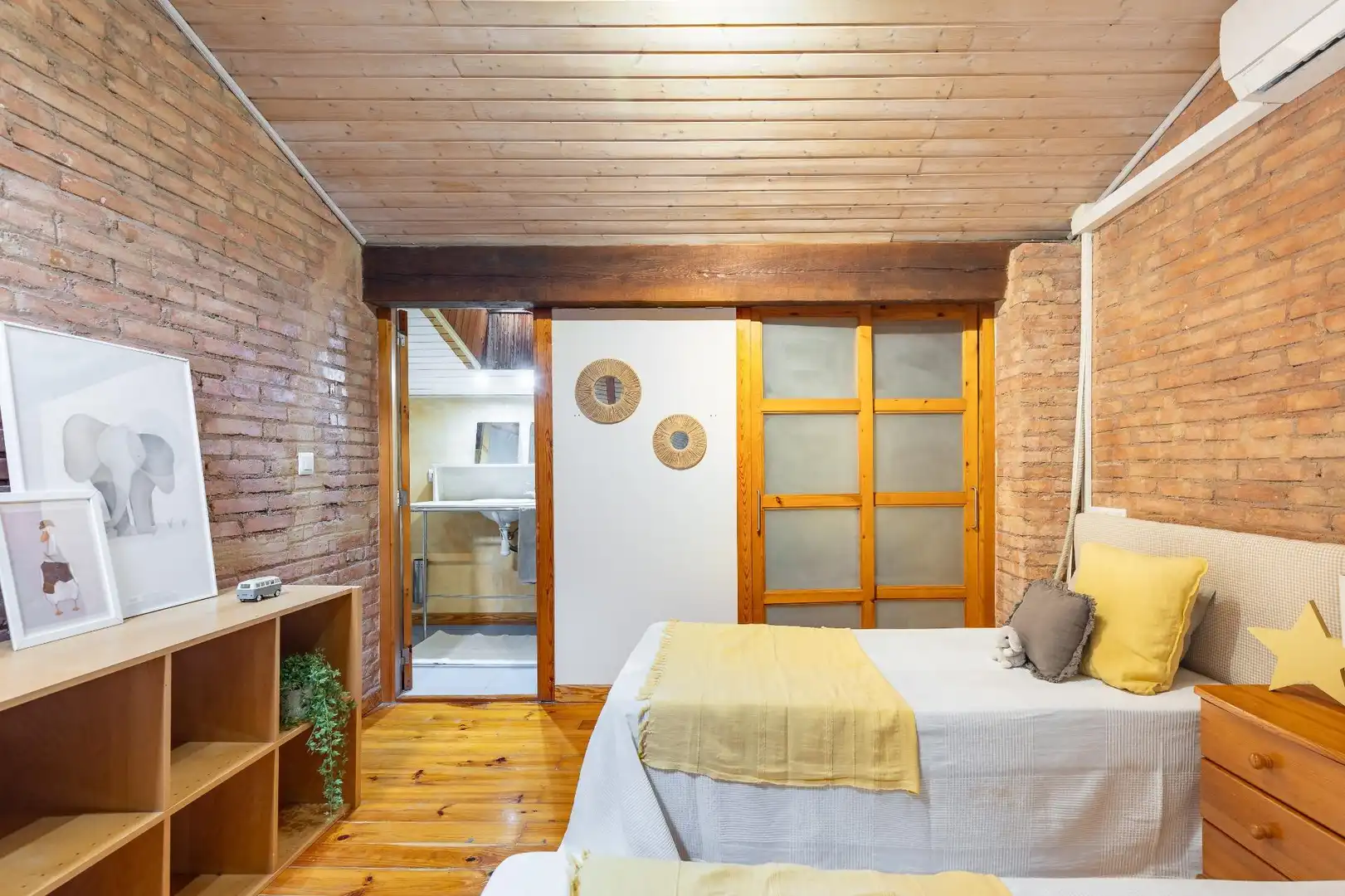 Schlafzimmer von Maisonette zum Verkauf in Valencia mit Klimaanlage und Balkon