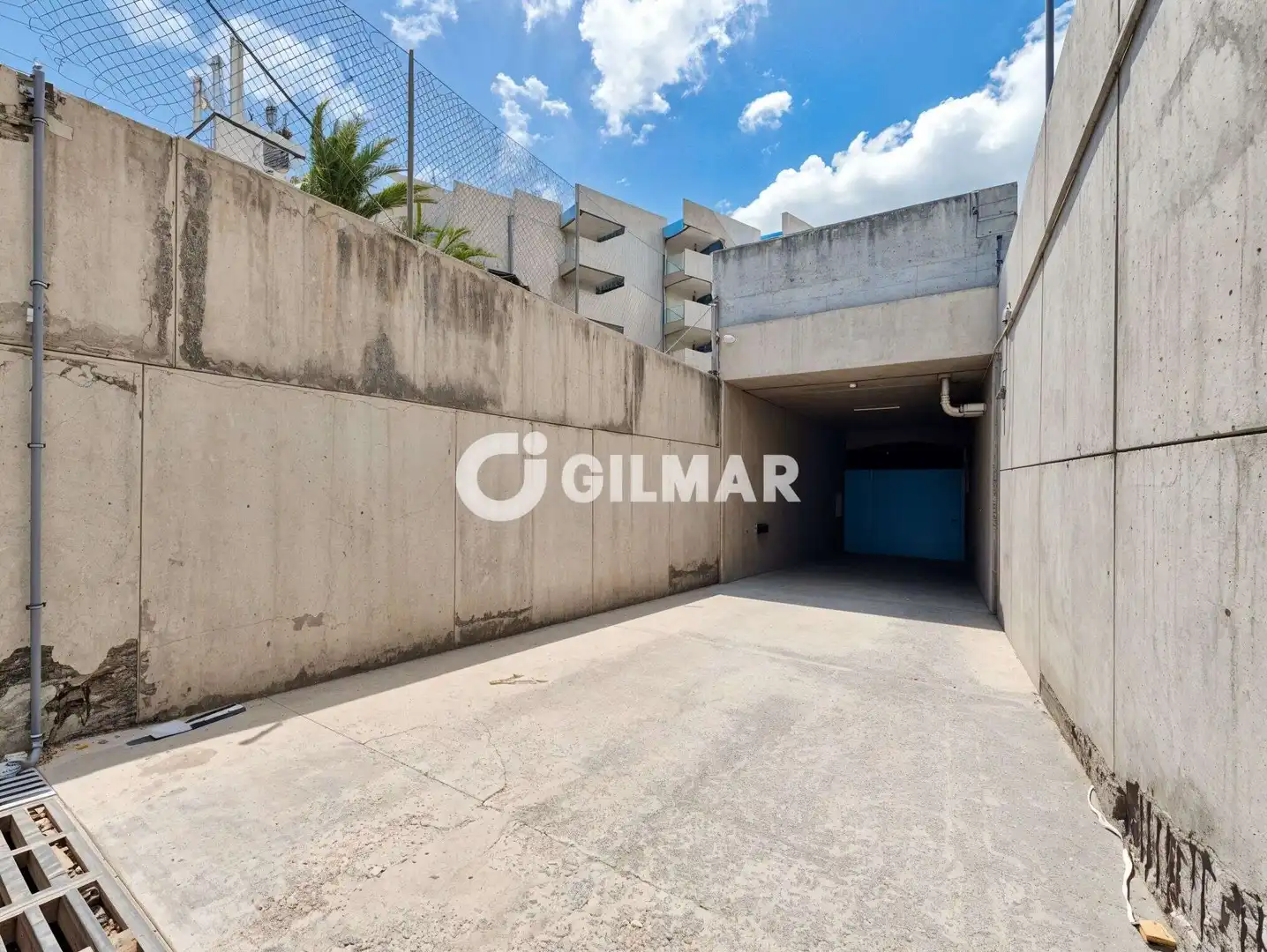 Parking of Commercial properties for sale in Costa del Silencio