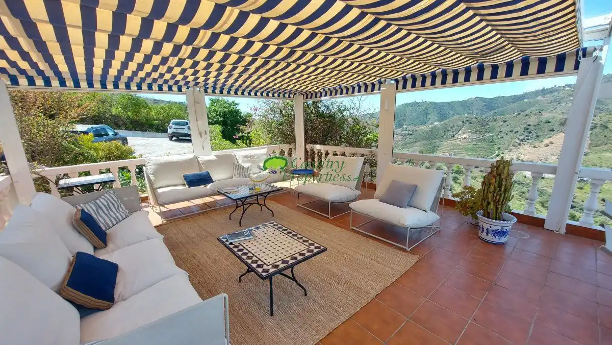 Terraza de Finca rústica en venta en Torrox con Aire acondicionado, Calefacción y Jardín privado