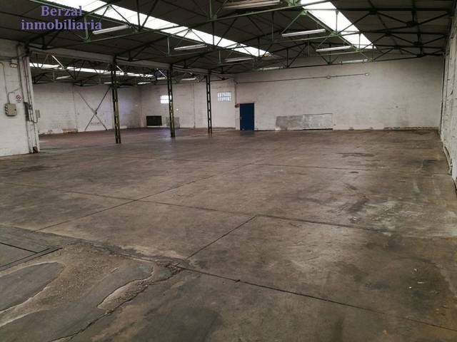 Nave industrial en Venta en Calle Las Cañas en Polígono Cantabria