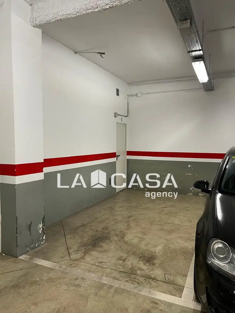Aparcament en venda a Nou Barris
