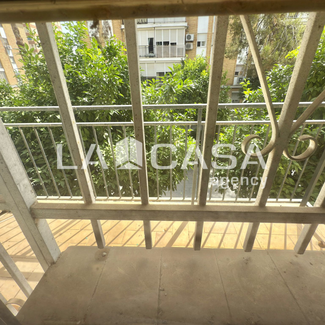 Terrace of Flat for sale in  Sevilla Capital