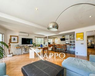 Living room of Flat for sale in  Palma de Mallorca  with Air Conditioner, Terrace and Swimming Pool