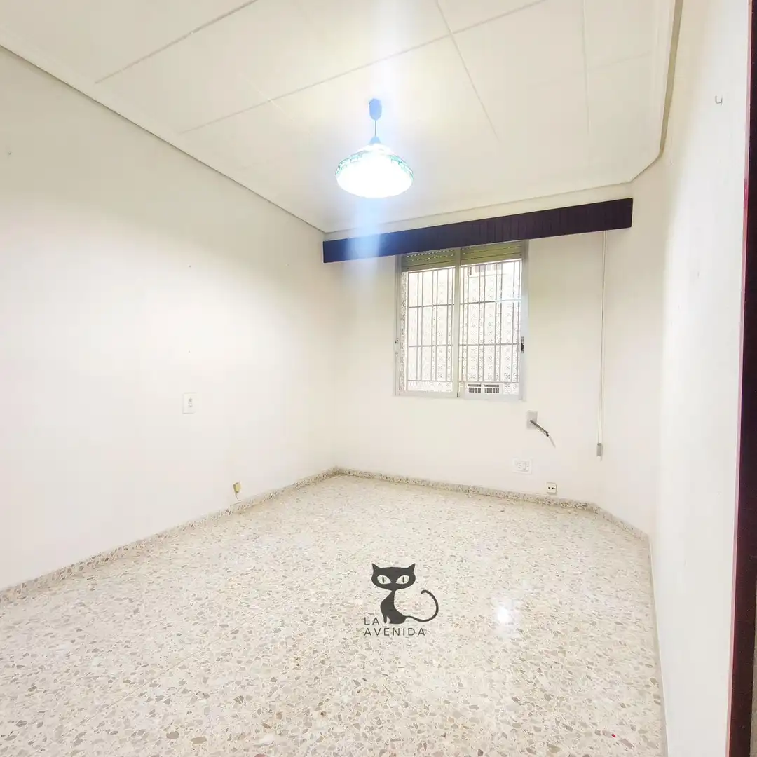 Dormitori de Apartament en venda en Catarroja amb Terrassa i Traster