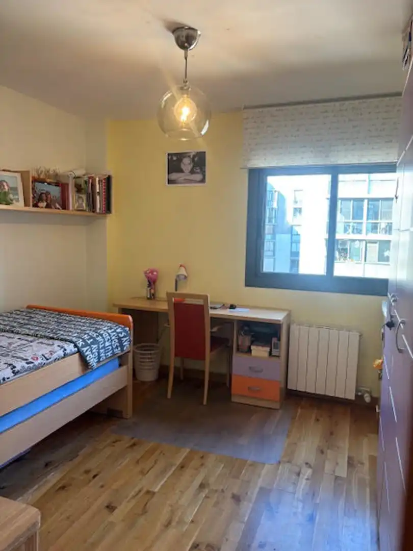 Schlafzimmer von Wohnung zum Verkauf in Zaragoza mit Terrasse, Abstellraum und Möbliert