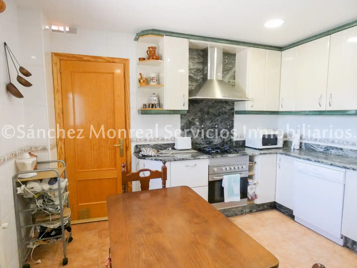 Casa adosada en venta en Avenida de la Cruz Roja, Alcázar de San Juan
