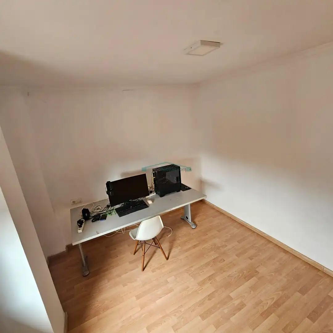 Wohnung zum Verkauf in Bétera mit Klimaanlage, Terrasse und Balkon