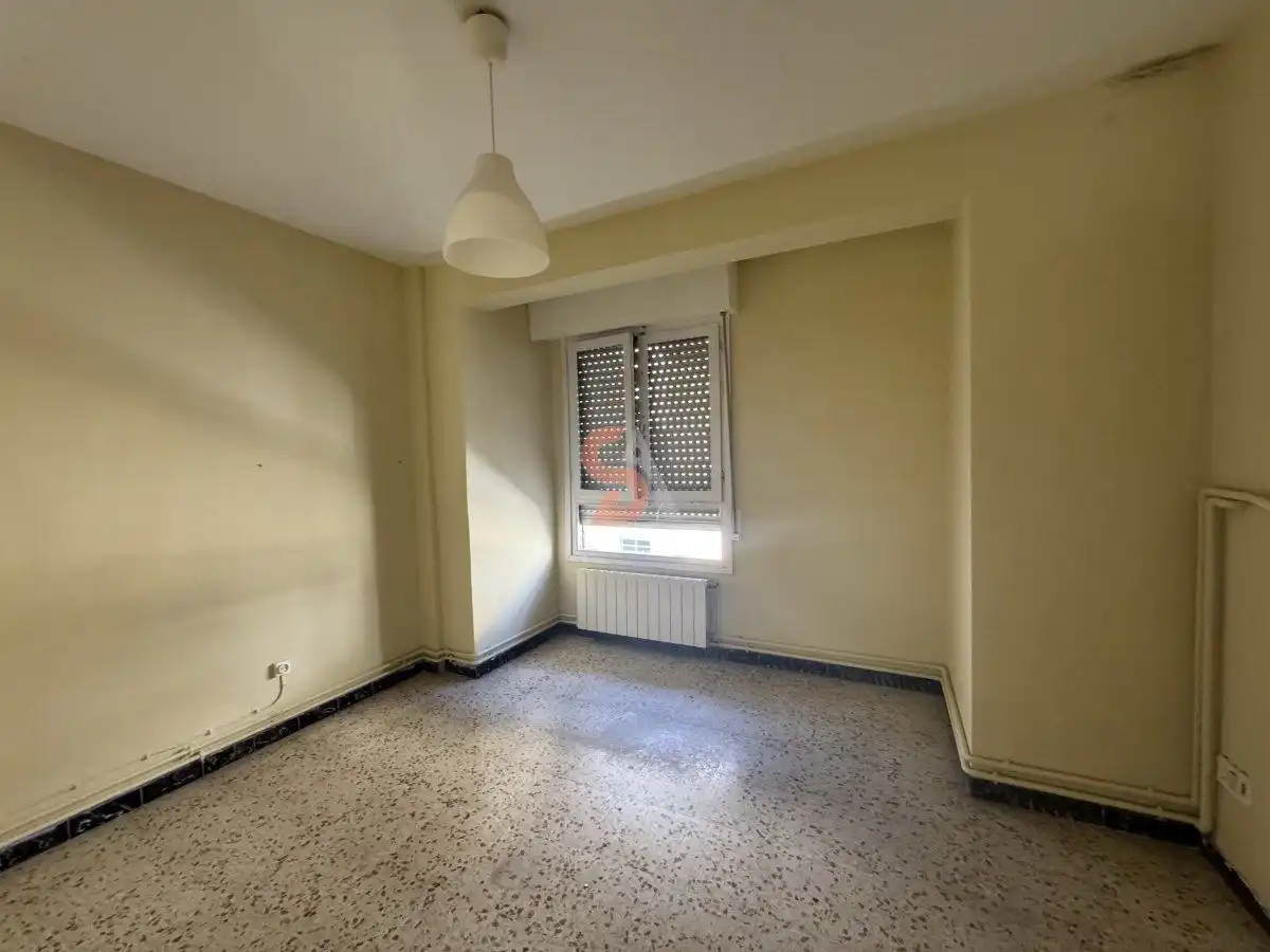 Habitación de Piso de alquiler en Valladolid con Calefacción