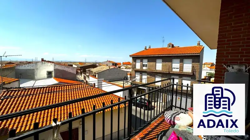 Vista exterior de Pis en venda en Portillo de Toledo amb Balcó