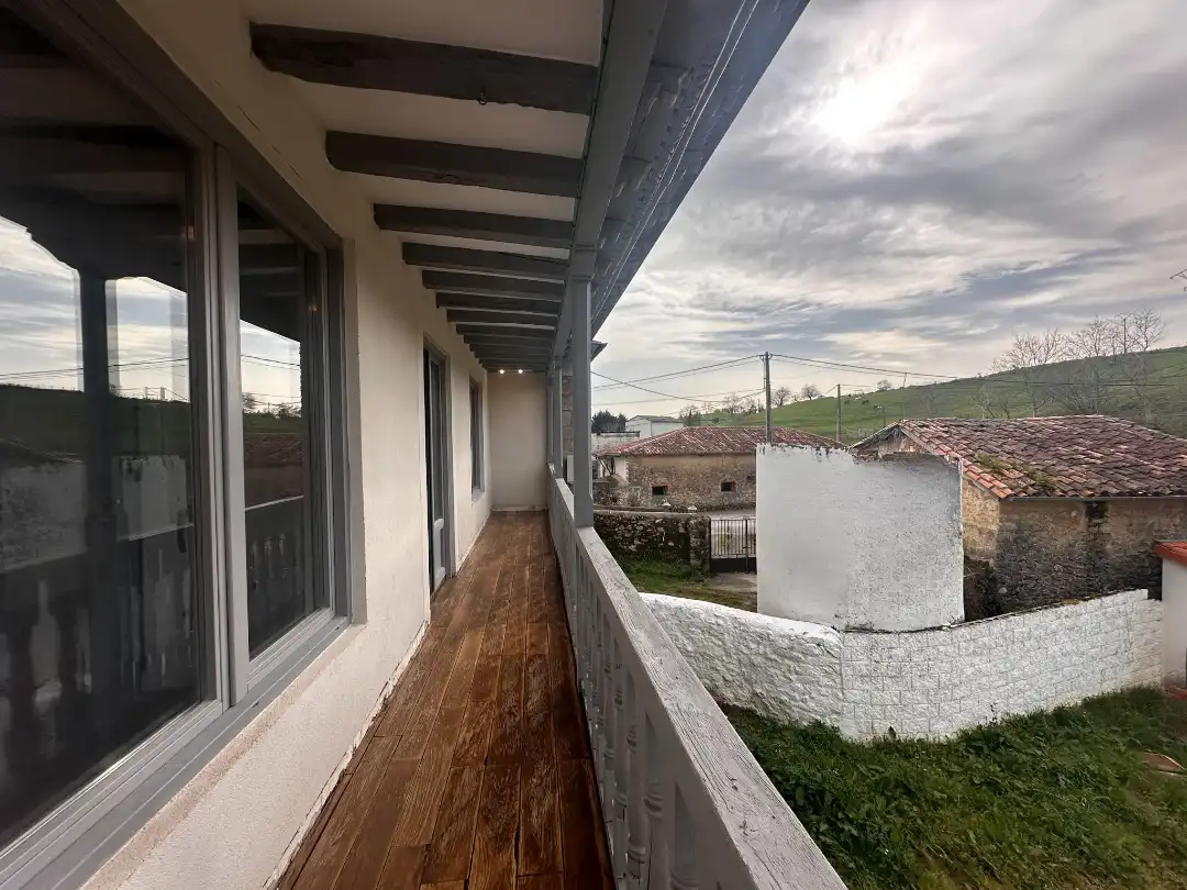 Casa adosada en venta en Lugar Barrio Carrera, Alfoz de Lloredo
