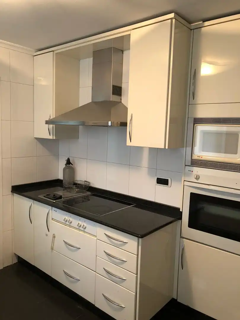 Cocina de Piso en venta en Lugo con Terraza, Trastero y Amueblado