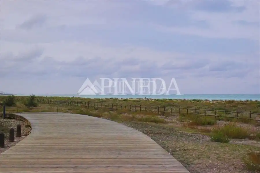 Terreny residencial en venda a Avenida DEL MAR