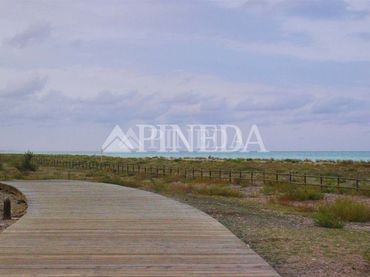 Terreny residencial en venda a Avenida DEL MAR