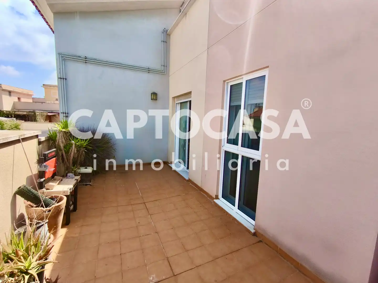 Vista exterior de Àtic en venda en Cartagena amb Aire condicionat i Terrassa