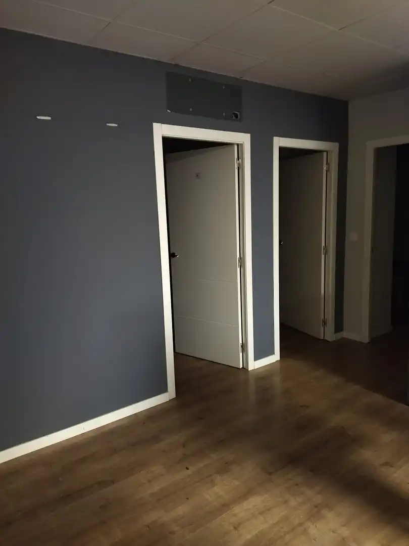 Ground floor for sale in Valencia  with Heating