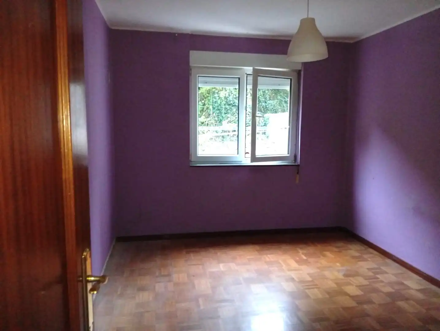 Dormitori de Pis en venda en Lena amb Calefacció, Parquet i Traster