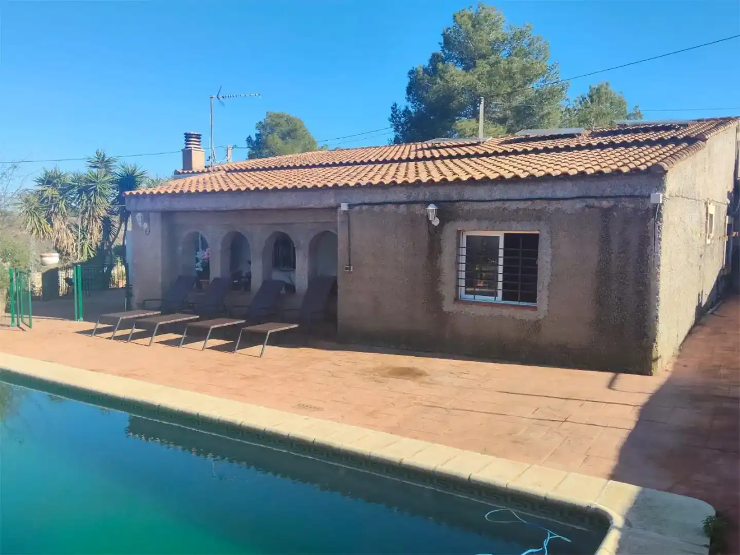 Jardí de Casa o xalet en venda en Riba-roja de Túria amb Aire condicionat i Piscina