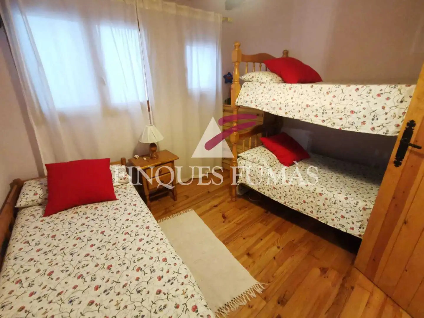 Habitación de Casa o chalet en venta en Savallà del Comtat con Calefacción, Trastero y Amueblado