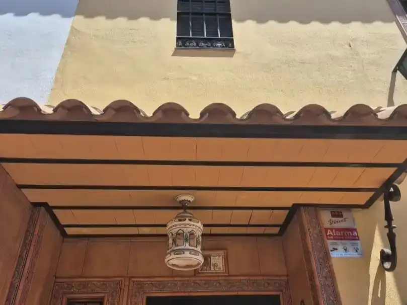 Vista exterior de Casa o chalet en venta en Mairena del Aljarafe con Aire acondicionado y Piscina