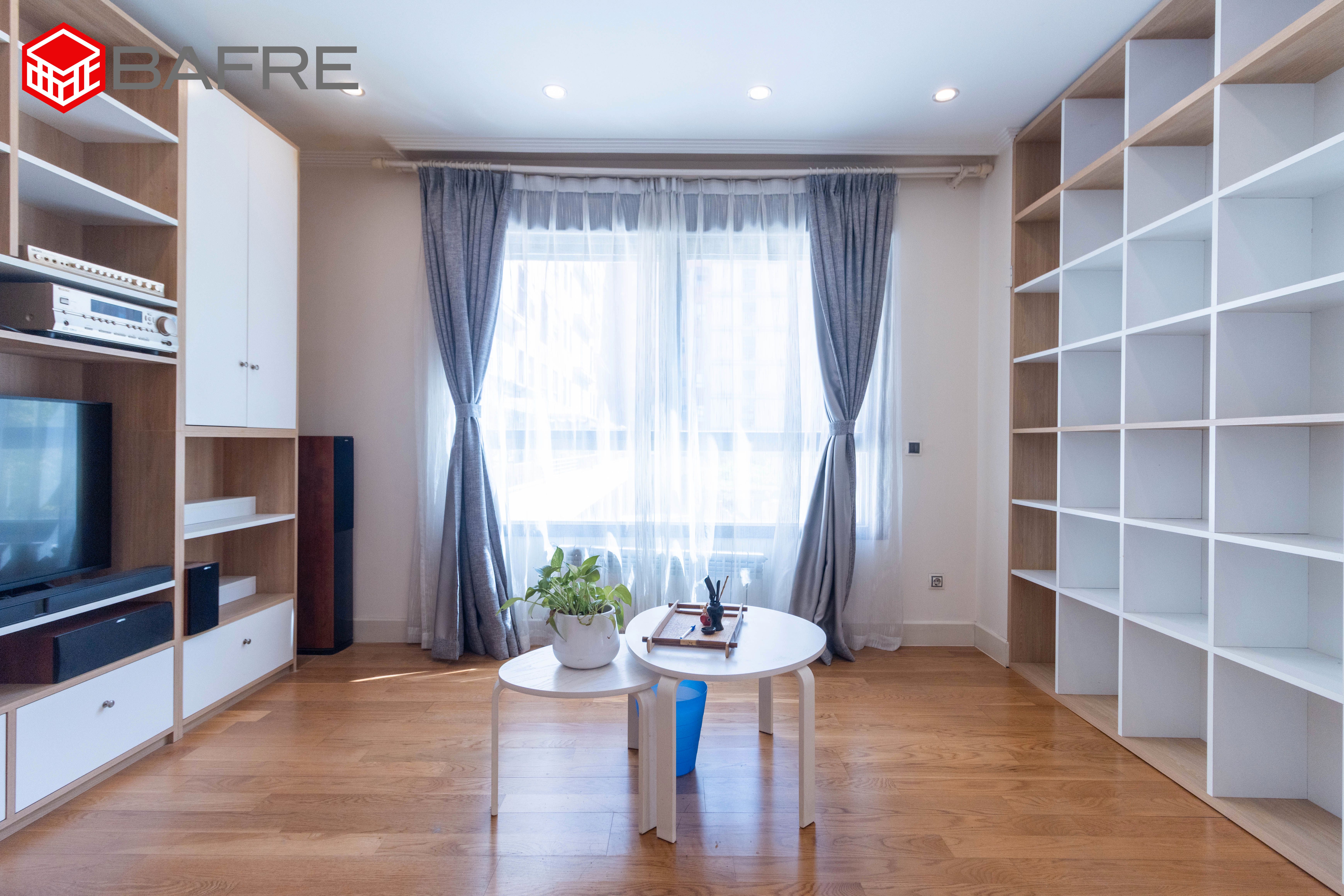 Living room of Flat for sale in  Madrid Capital  with Air Conditioner, Heating and Storage room