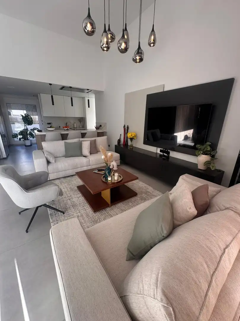 Sala d'estar de Casa o xalet en venda en Madrid