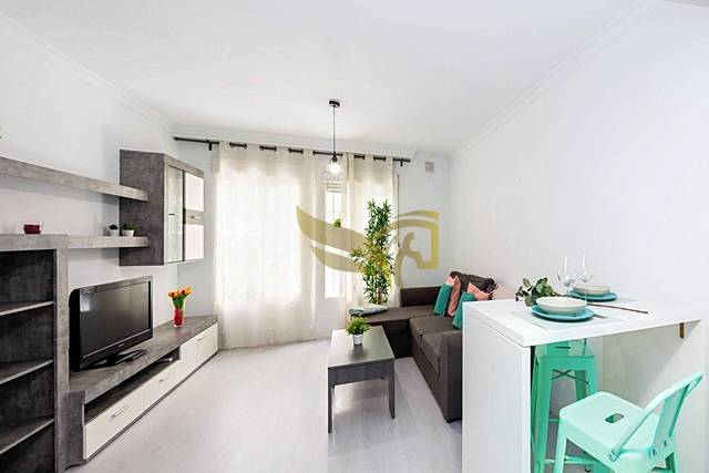 Piso en Venta en Calle de la Drácena en Nueva España