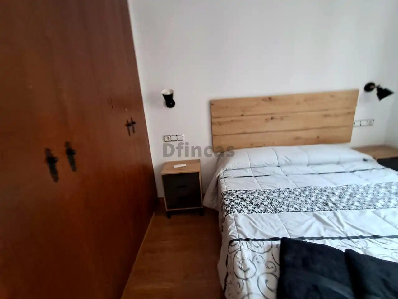 Habitación de Piso en venta en Mora de Rubielos con Calefacción y Amueblado