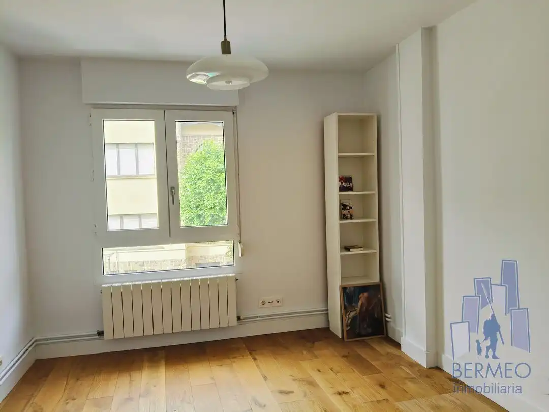 Habitación de Piso en venta en Bermeo con Calefacción y Balcón