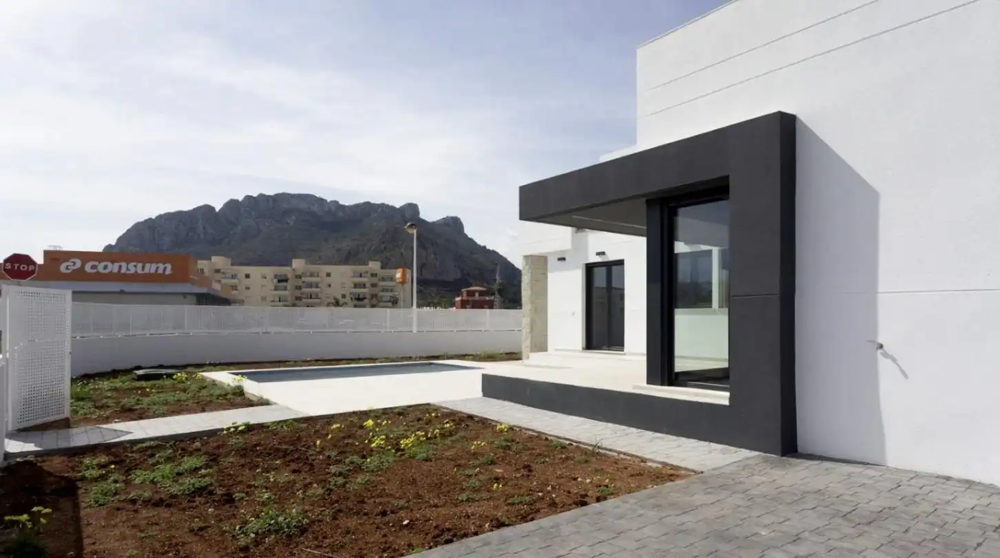 Villa con piscina in vendita a Calle Diez, imagen 2