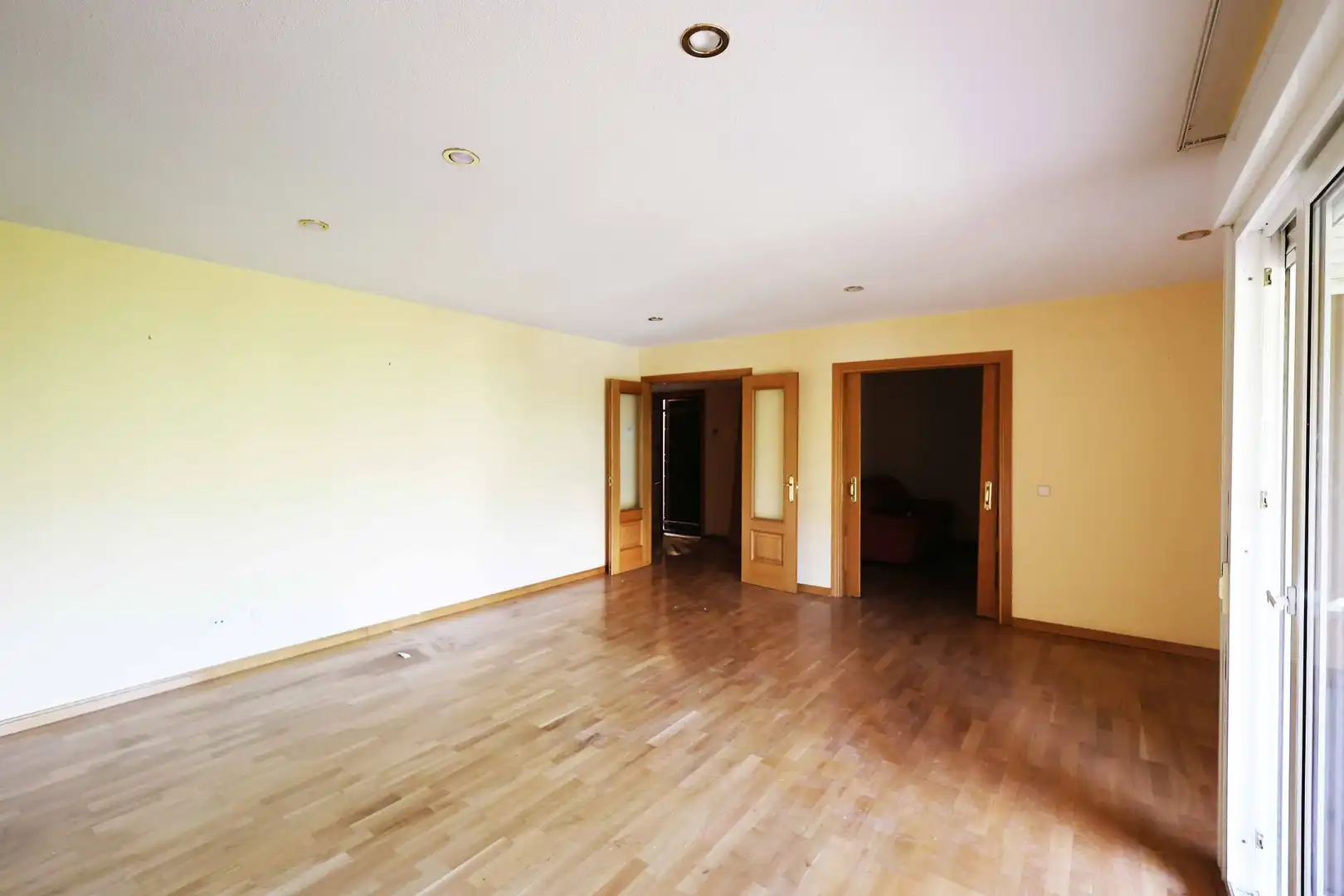 Dúplex en venta en San Lorenzo de El Escorial con Calefacción, Terraza y Piscina comunitaria