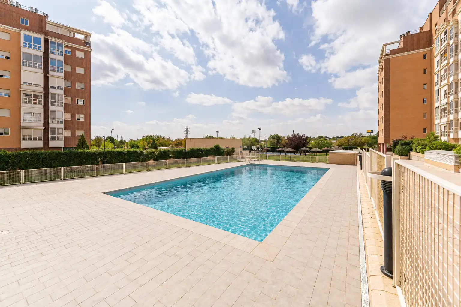 Piscina de Piso en venta en Carabanchel